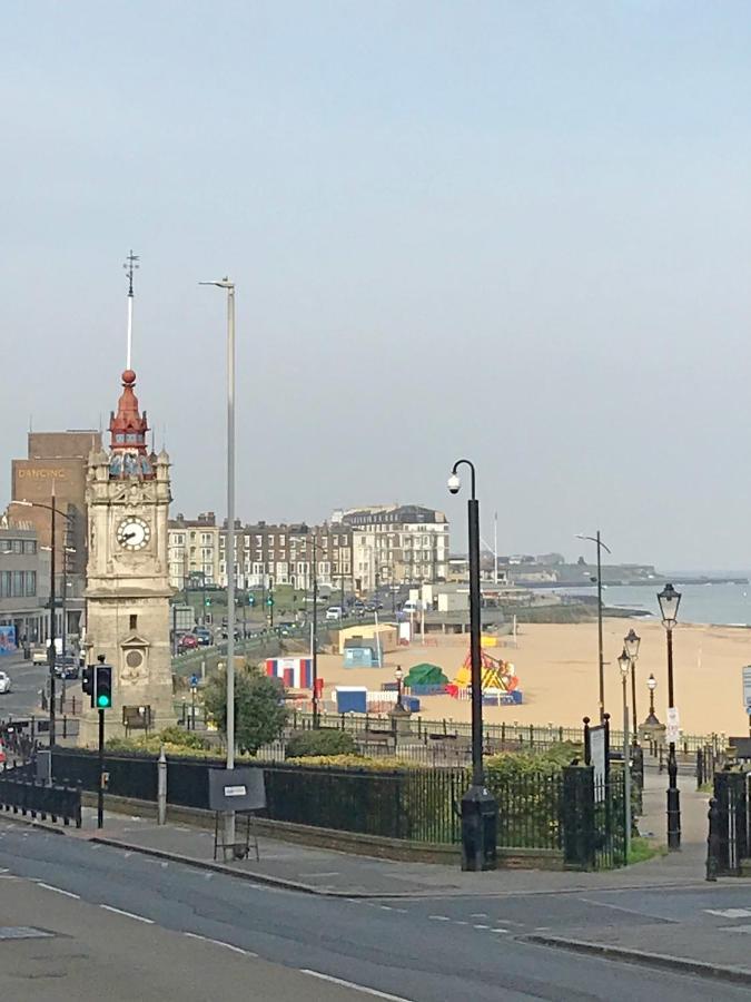 The Margate Sands Apartment - Margate Old Town - By Goldex Coastal Breaks Екстериор снимка